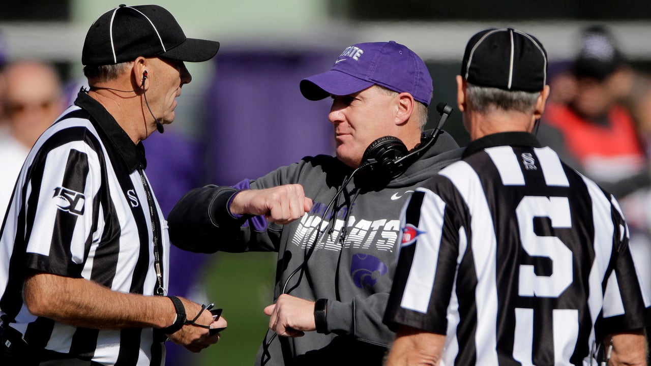 K-State players, fans buying into Klieman's 'Win the Dang Day' attitude